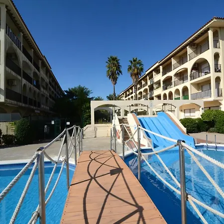 Apartment In Estartit Near Sandy Beaches